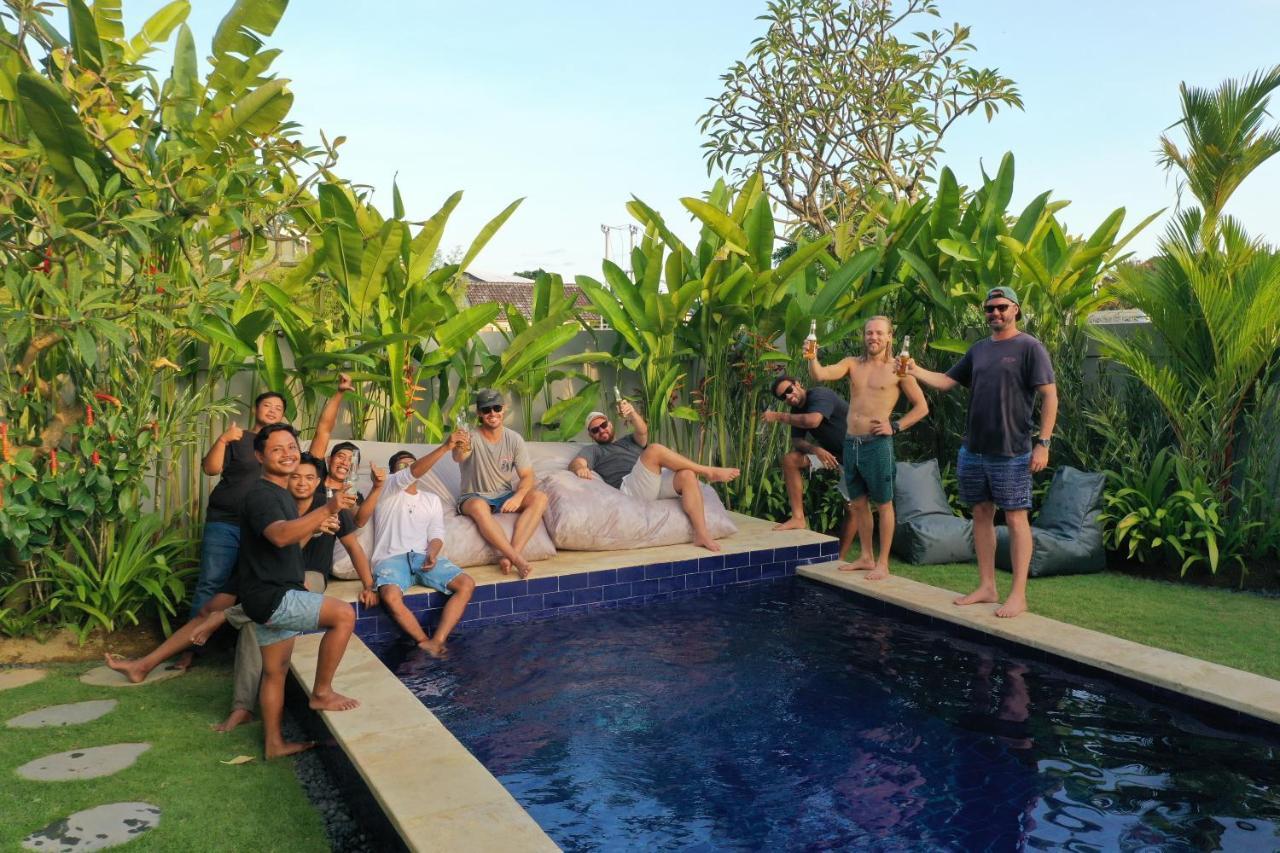 Surf & Party - Hostel Somewhere Else Canggu Exteriér fotografie