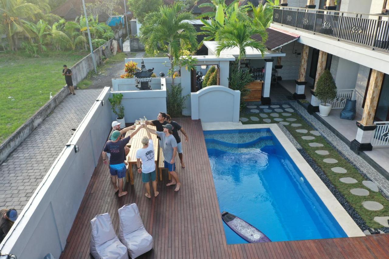 Surf & Party - Hostel Somewhere Else Canggu Exteriér fotografie