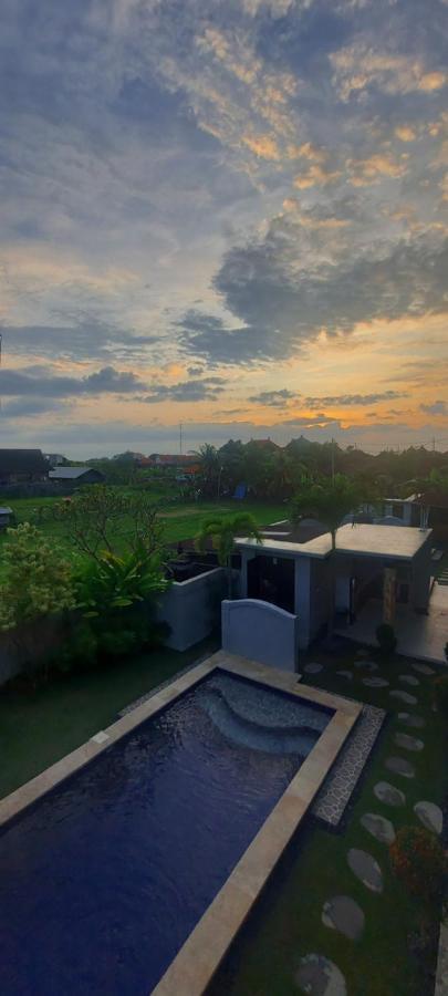 Surf & Party - Hostel Somewhere Else Canggu Exteriér fotografie