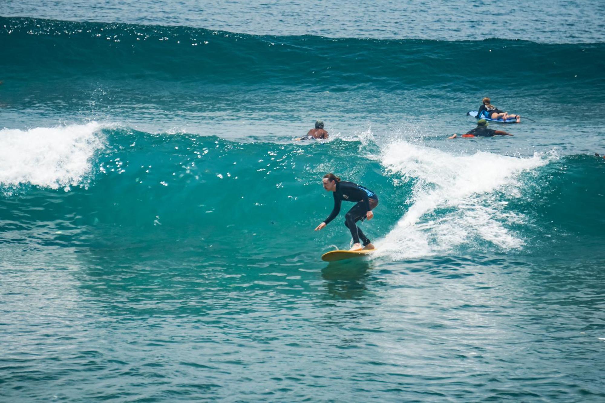 Surf & Party - Hostel Somewhere Else Canggu Exteriér fotografie